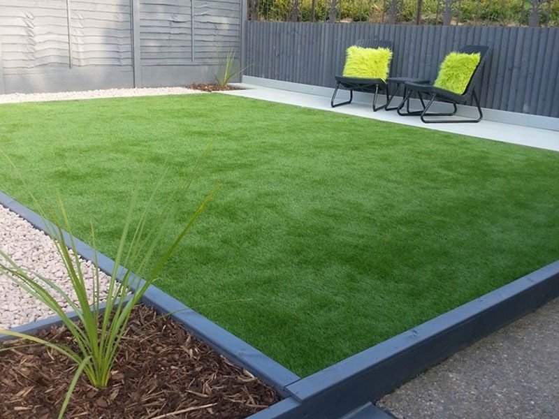 Artificial Grass Maintenance in Arlington